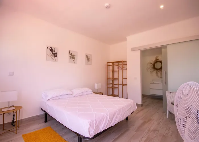 Principezinho Хостел *